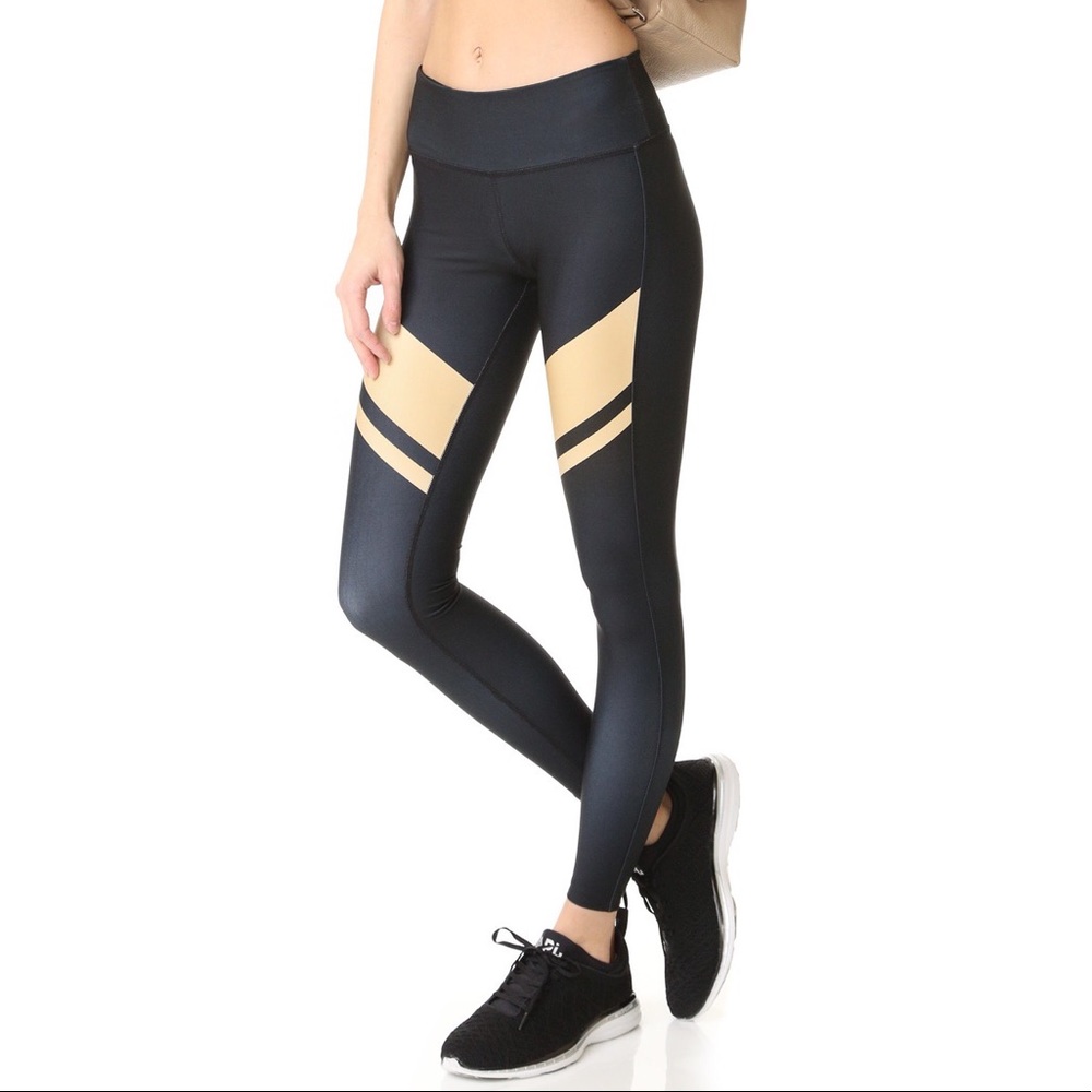 NWT Splits59 Arrow Tight